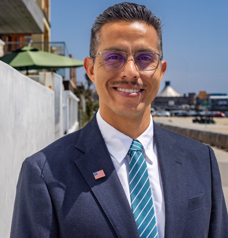 Armando Yee Jr