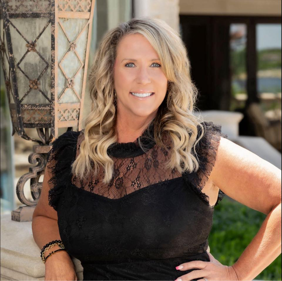 Paula Evans